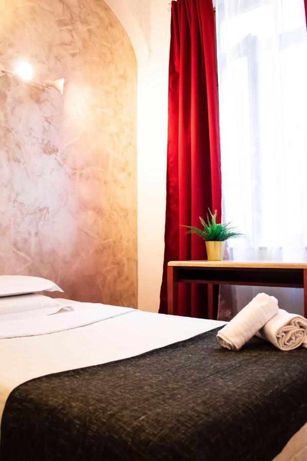 Hotel Capri ローマ エクステリア 写真